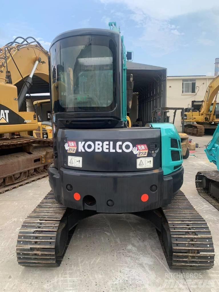 Kobelco 50 Lánctalpas kotrók
