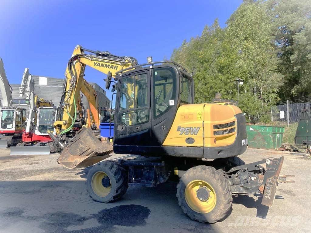 Yanmar B 95 W Gumikerekes kotrók