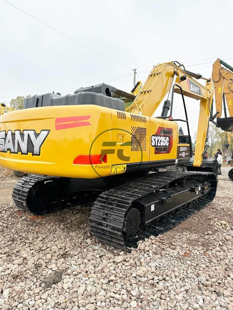 Sany SY235C Közepes (midi) kotrók 7 t - 12 t