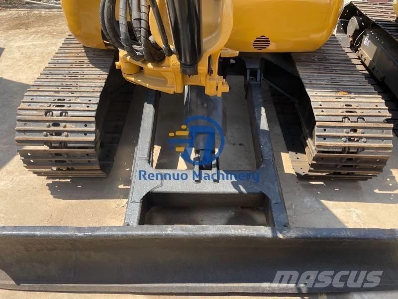 CAT 304 C CR Mini kotrók < 7t
