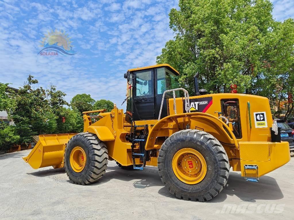 CAT 966 H Gumikerekes homlokrakodók