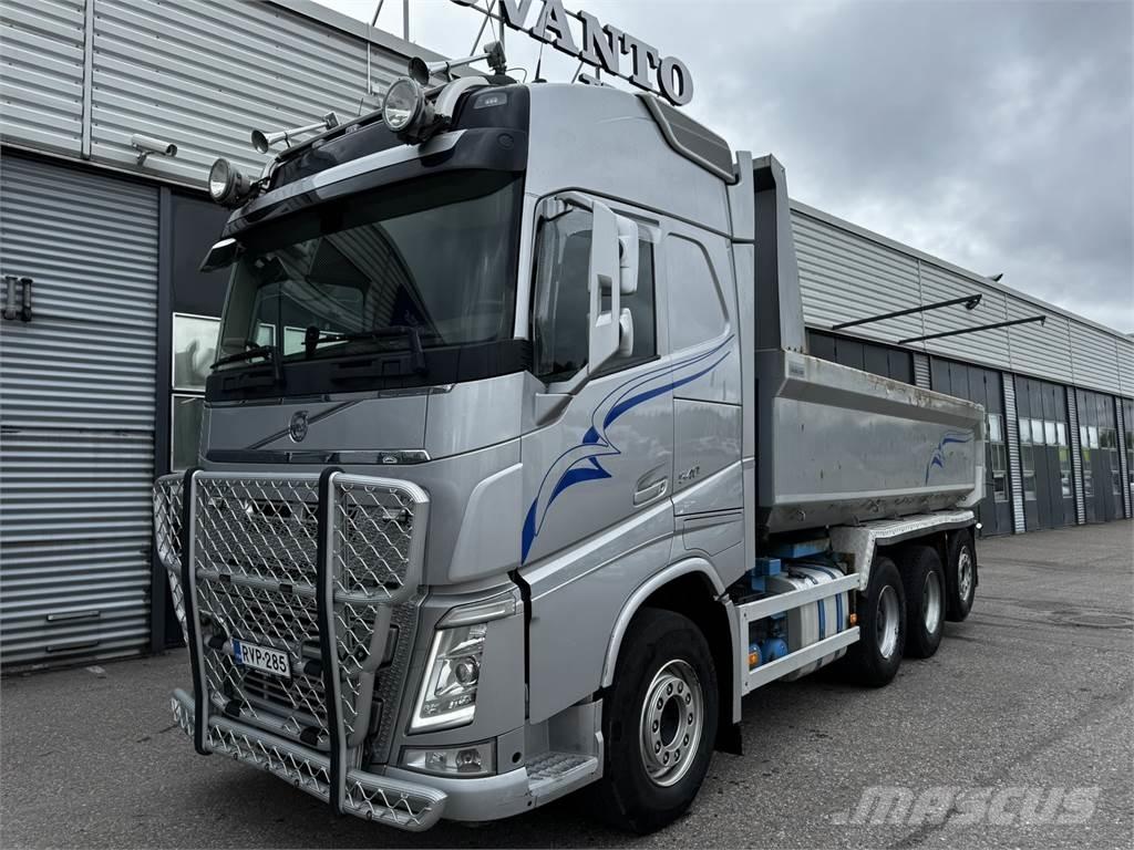 Volvo FH540 8x4 Billenő teherautók