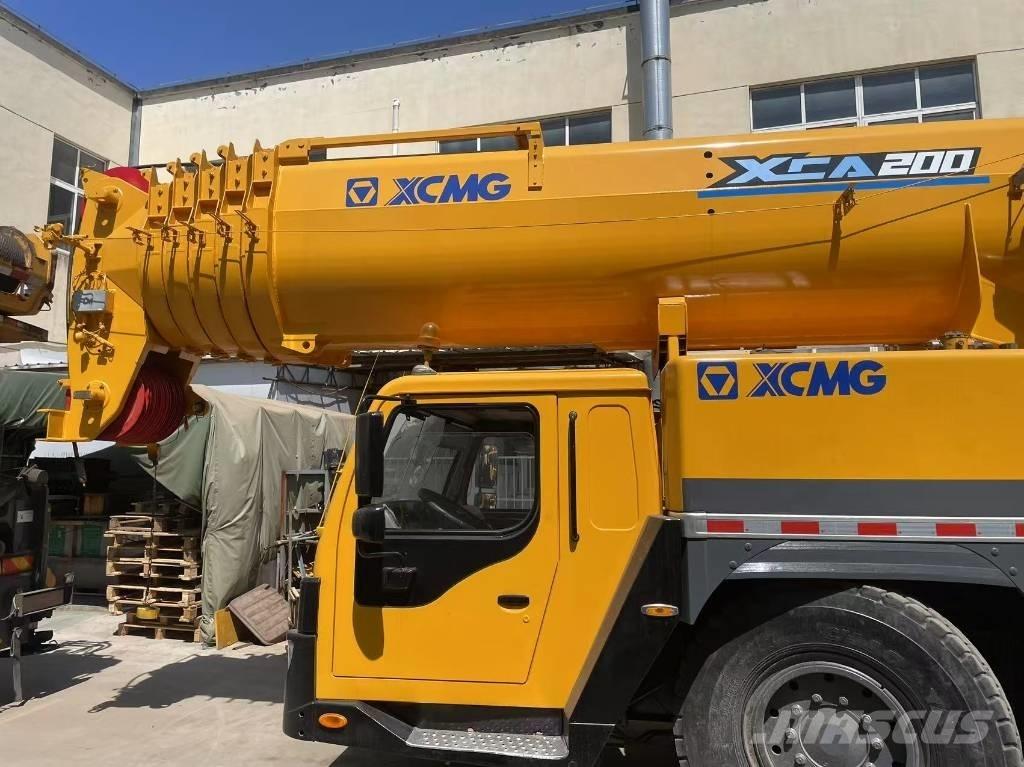 XCMG QY200K Mobil daruk