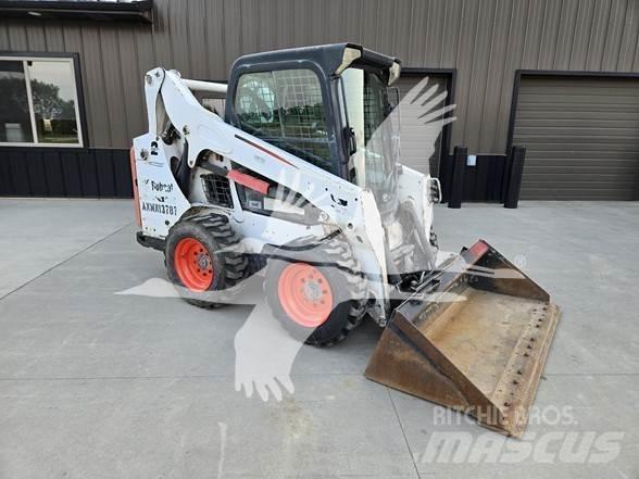 Bobcat S590 Erdészeti bozótirtó