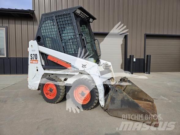 Bobcat S70 Kompaktrakodók