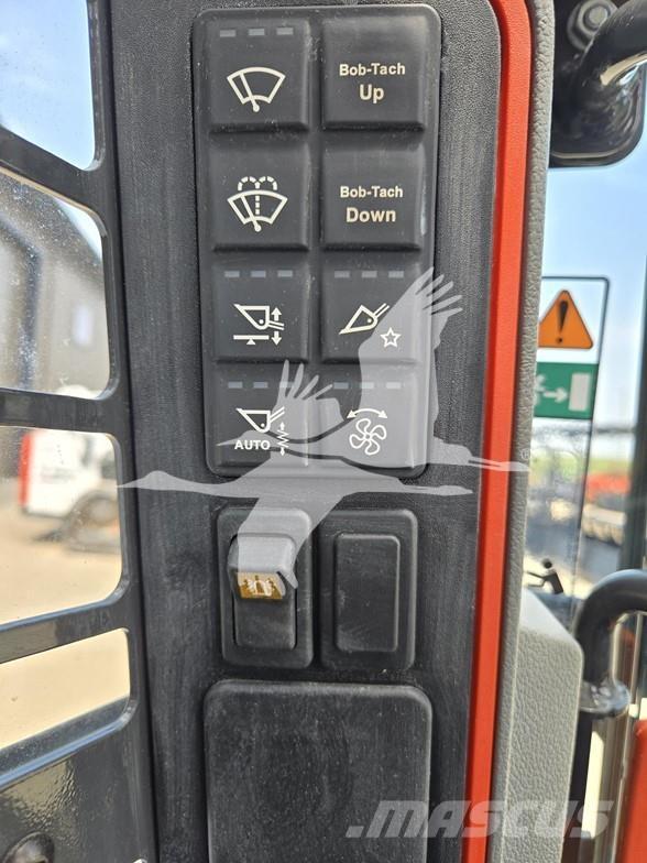 Bobcat S76 Kompaktrakodók