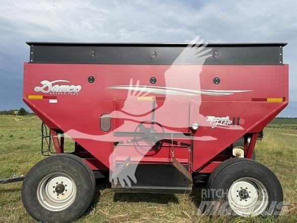 Demco 450 Gabona átrakó kocsik