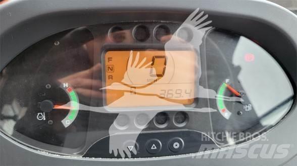 Hitachi ZW80 Gumikerekes homlokrakodók