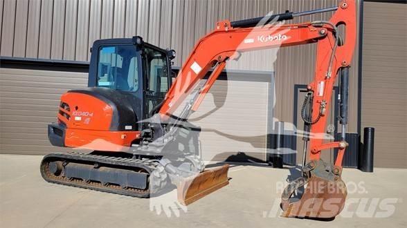 Kubota KX040-4 Mini kotrók < 7t