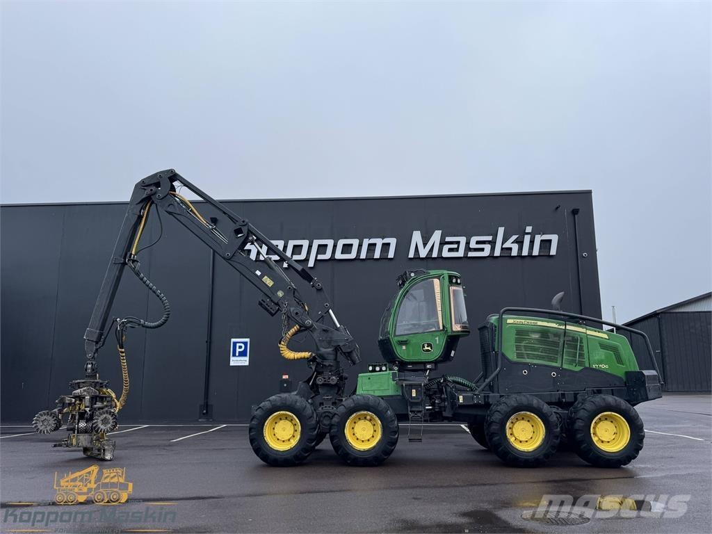 John Deere 1270G Betakarítók