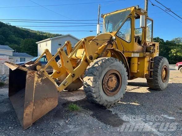 CAT 966 C Gumikerekes homlokrakodók