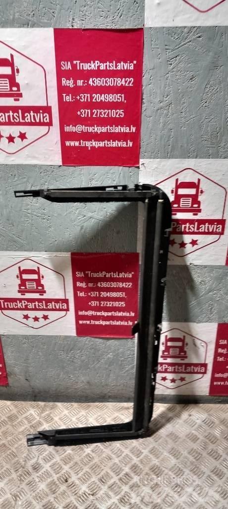 Scania R 440    1425739 Vezetőfülke és belső tartozékok