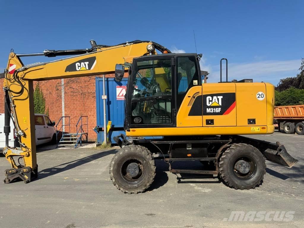 CAT M 316F Gumikerekes kotrók