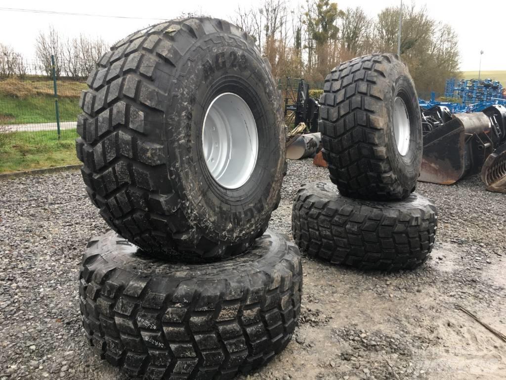  MAGNA TYRES 24R20.5 Gumiabroncsok, kerekek és felnik