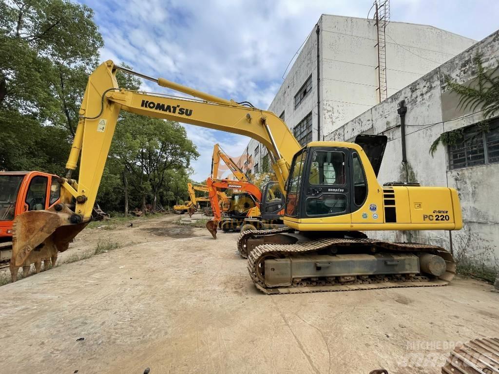 Komatsu PC 220 Lánctalpas kotrók