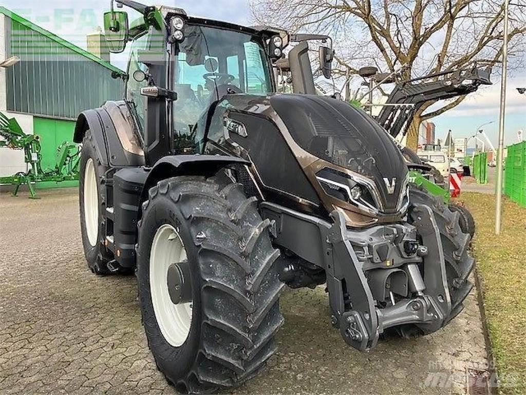 Valtra q285 Traktorok