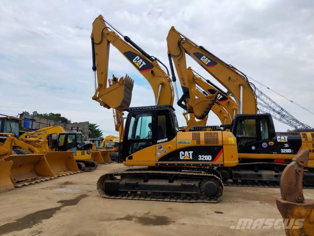 CAT 320D Lánctalpas kotrók