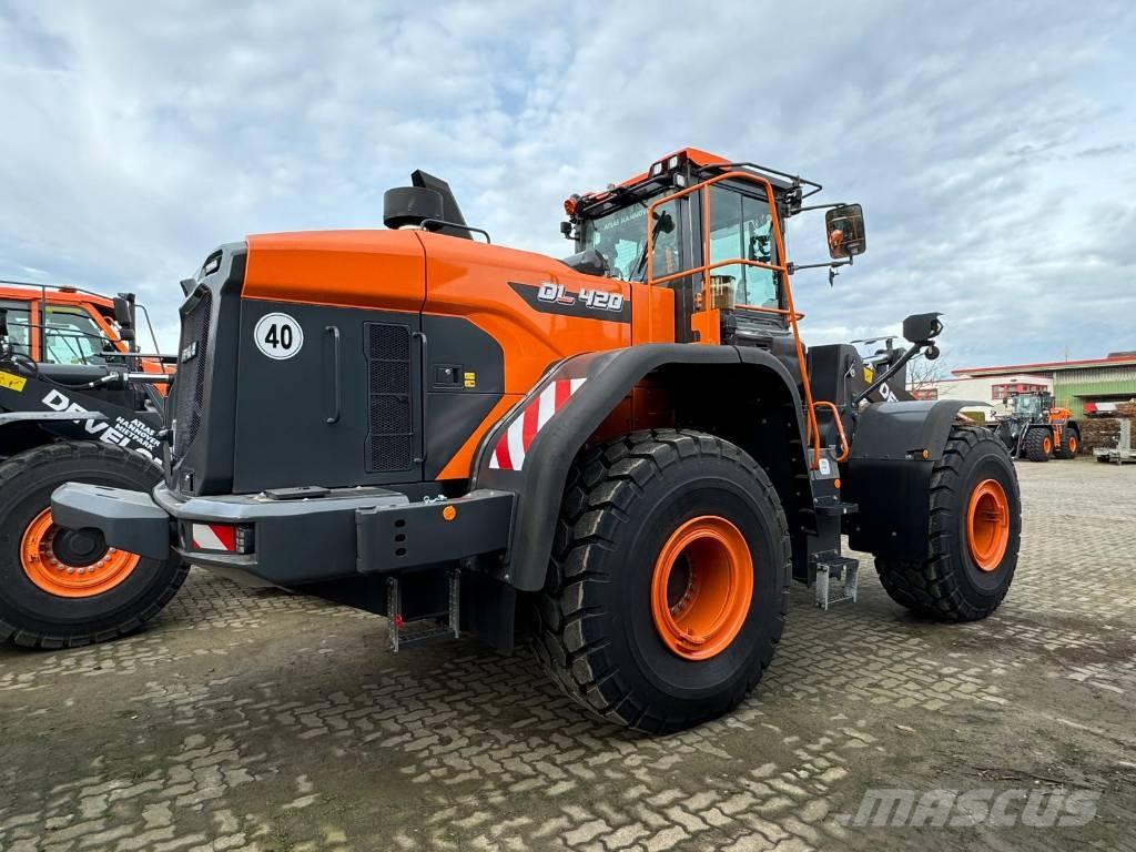 Doosan DL 420-5 Gumikerekes homlokrakodók