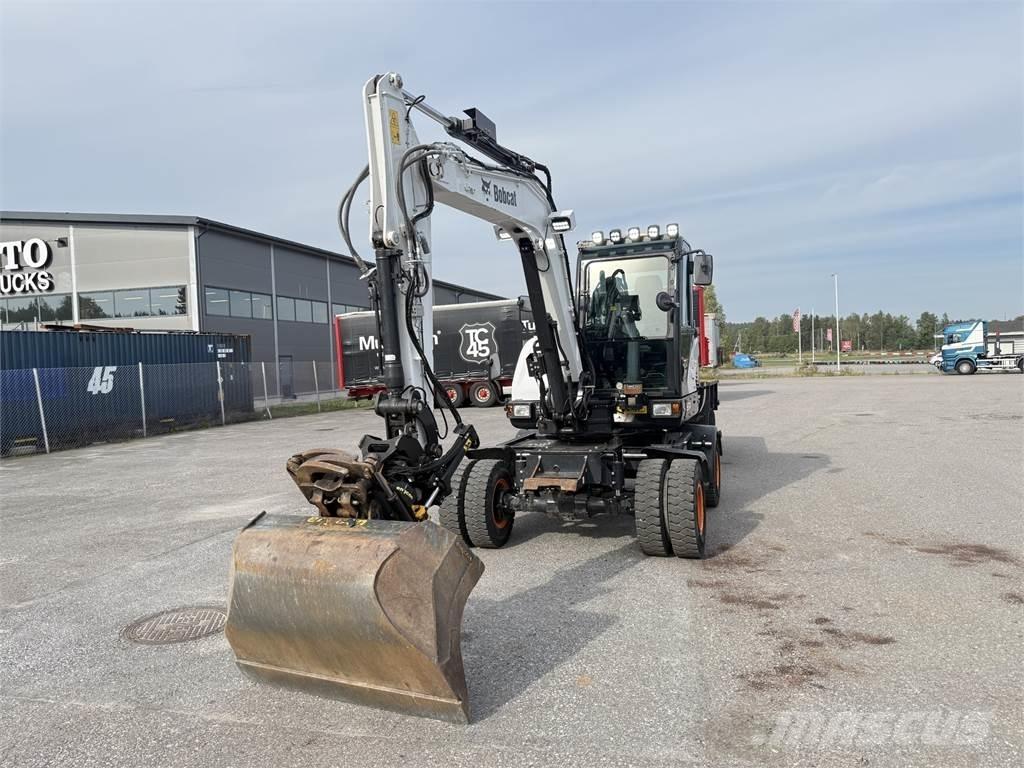 Bobcat E57W Gumikerekes kotrók