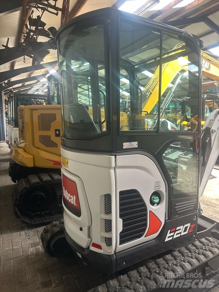 Bobcat E 20 Z Mini kotrók < 7t