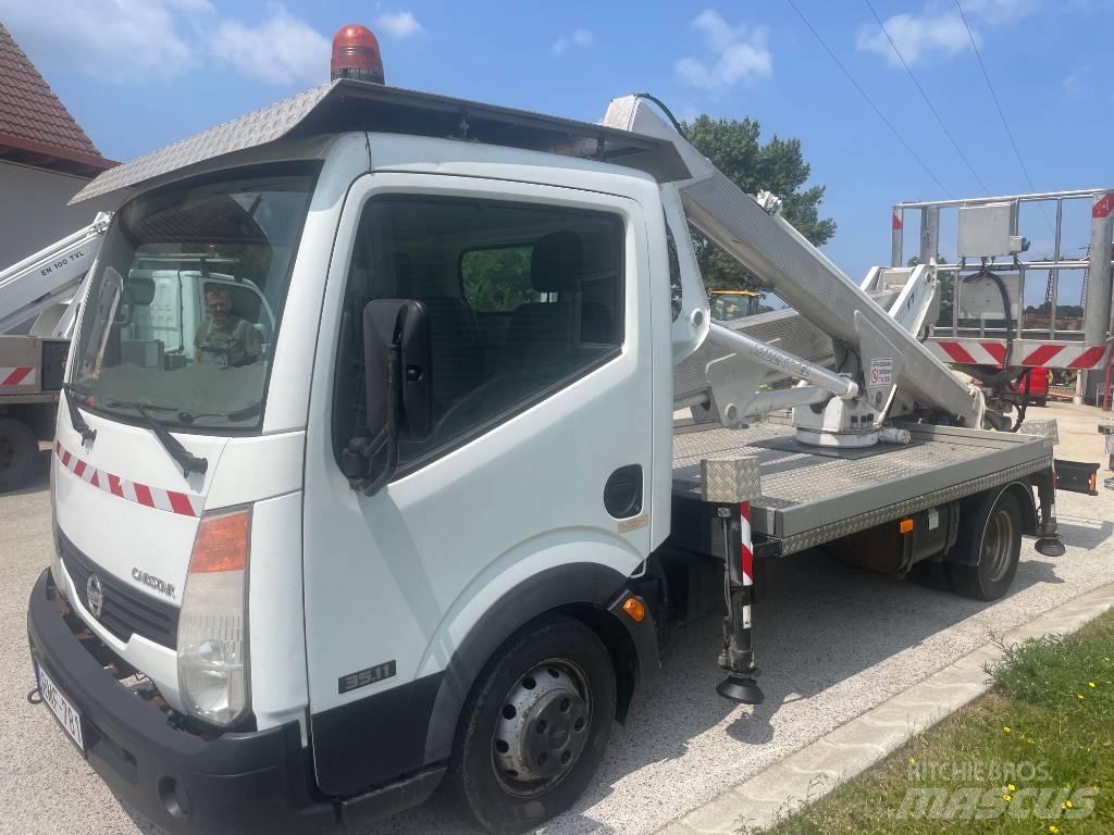 Nissan Cabstar Teherautóra szerelt emelők és állványok