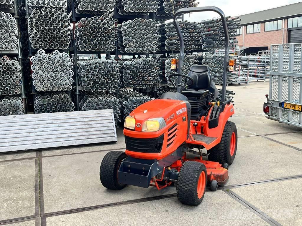 Kubota BX 2350 Kompakt traktorok