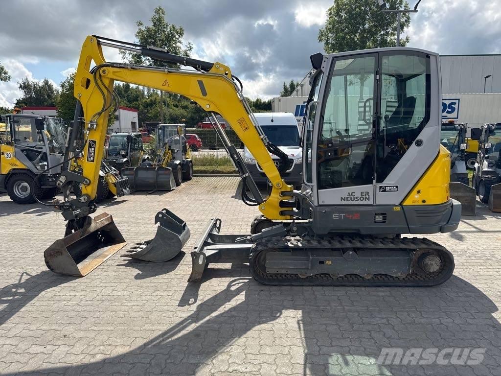 Wacker Neuson ET42 Lánctalpas kotrók