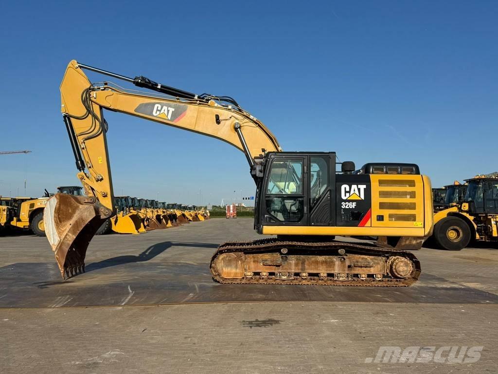 CAT 326FL Lánctalpas kotrók