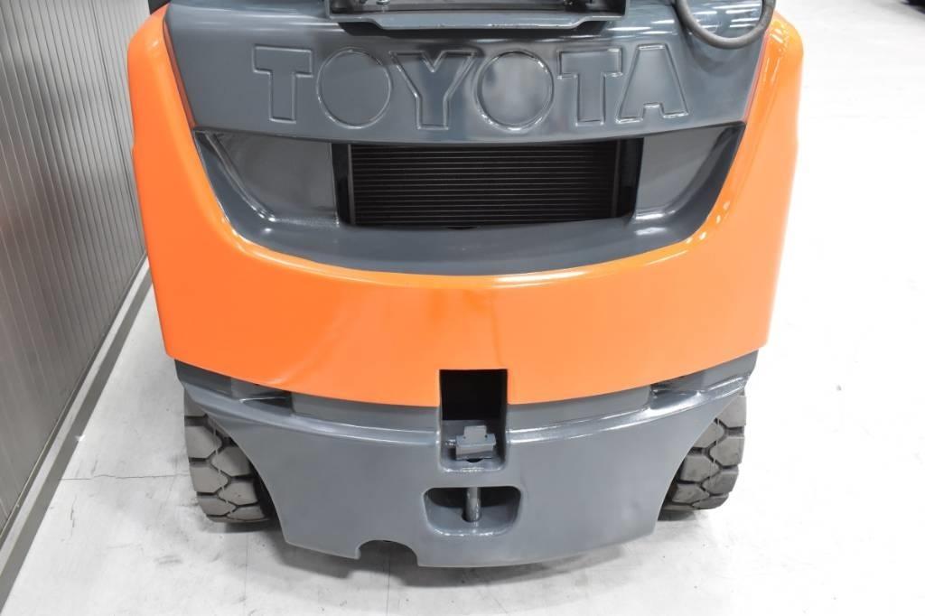 Toyota 06-8FG15F Gázüzemű targoncák