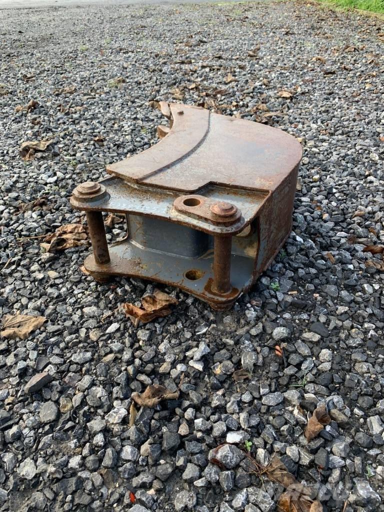 CNH GODET RETRO Egyéb adapterek és tartozékok