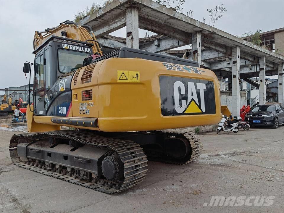 CAT 330 D L Lánctalpas kotrók
