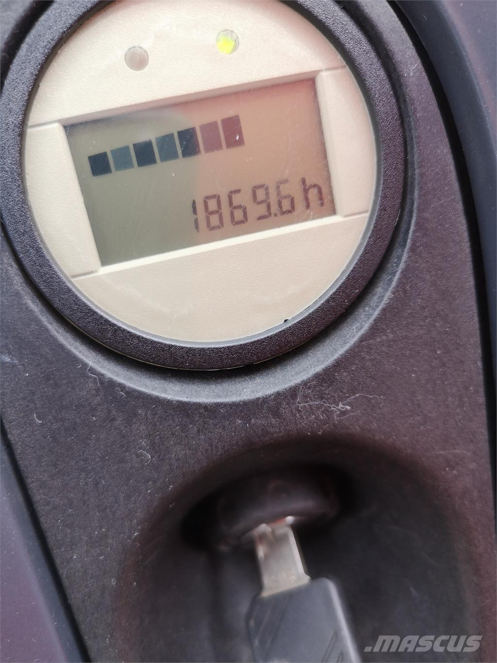 Linde T16 Li-Ion Gyalogkíséretű targonca