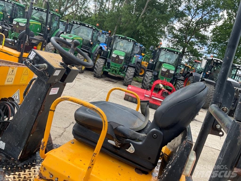 JCB 1 TON Mezei dömperek