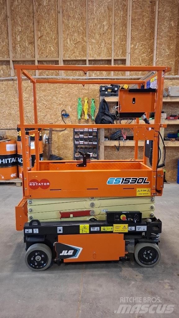 JLG ES 1530 L Ollós emelők
