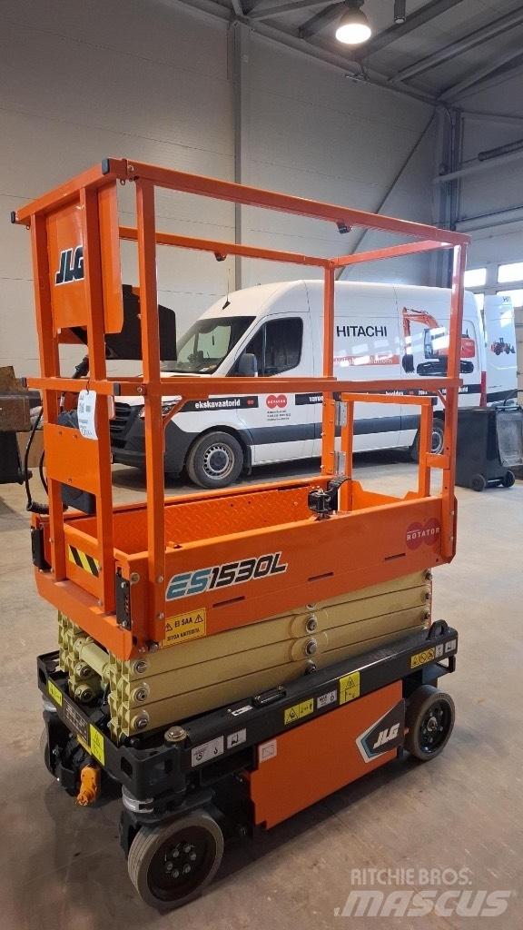 JLG ES 1530 L Ollós emelők