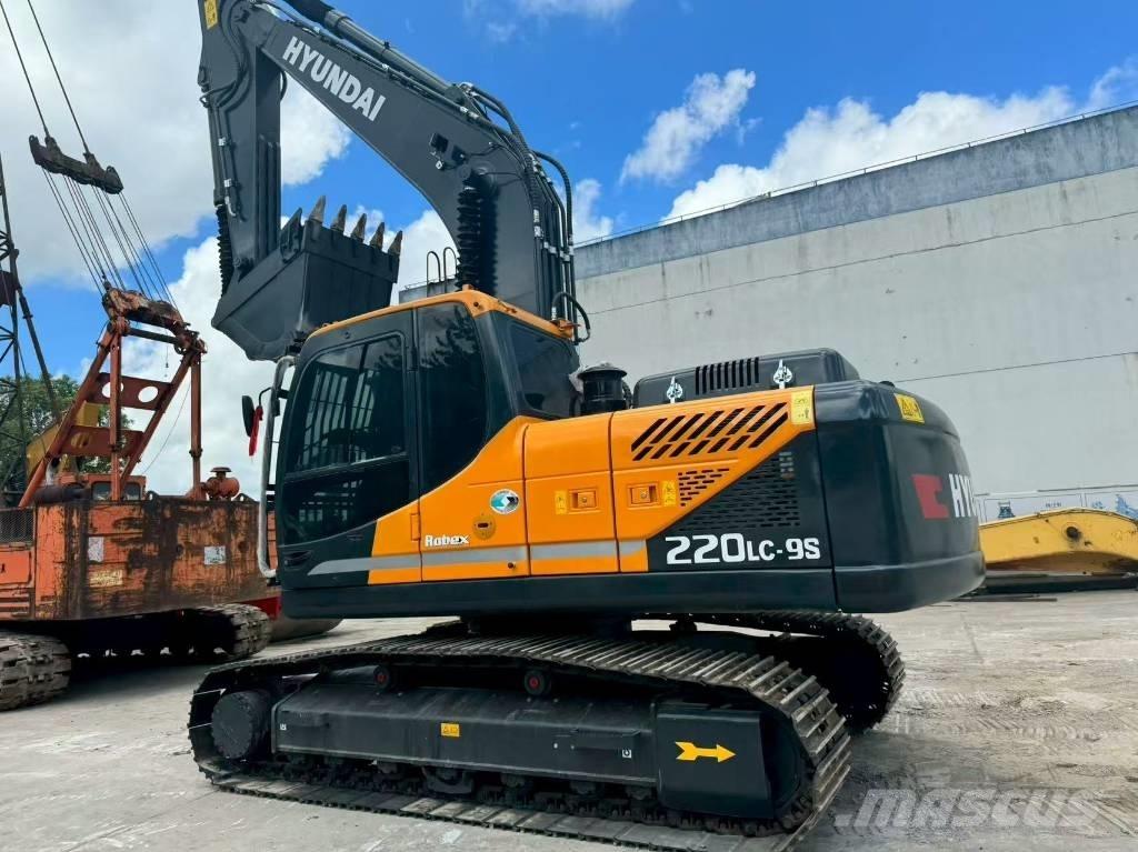 Hyundai r220lc-9s Közepes (midi) kotrók 7 t - 12 t
