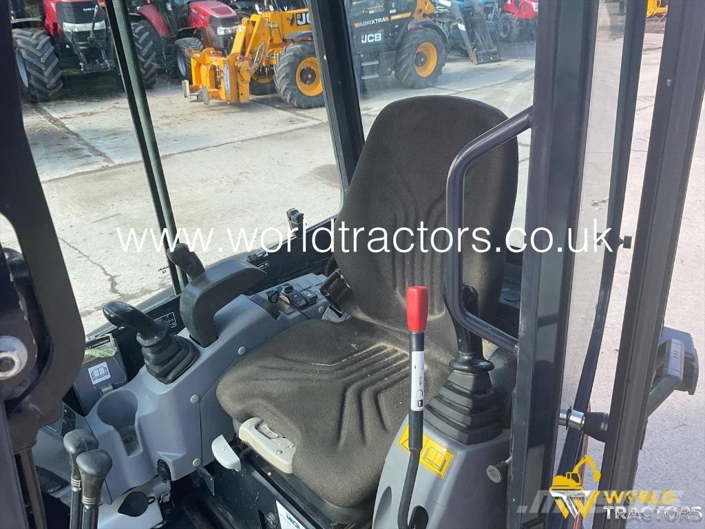 Kubota U 27-4 Mini kotrók < 7t