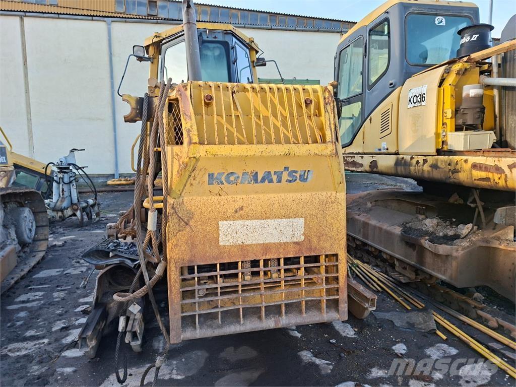 Komatsu D65EX-12 Egyéb
