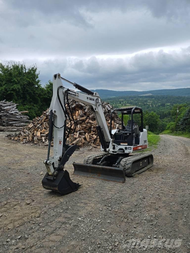 Bobcat 341 G Mini kotrók < 7t