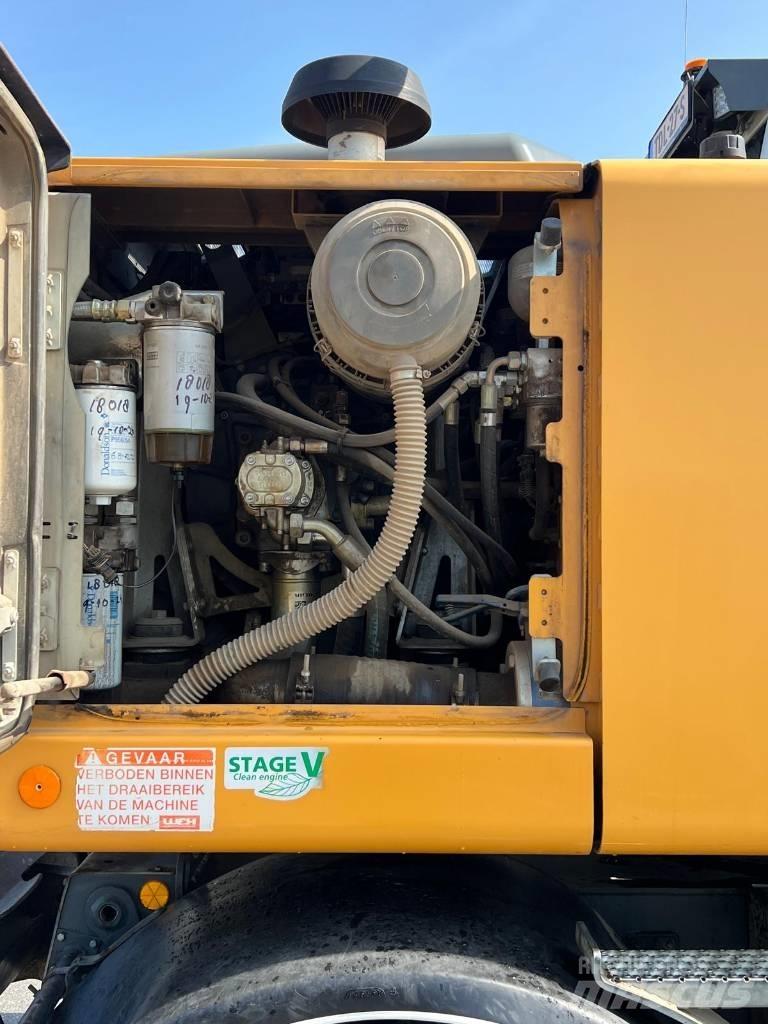 Liebherr A 914 Gumikerekes kotrók