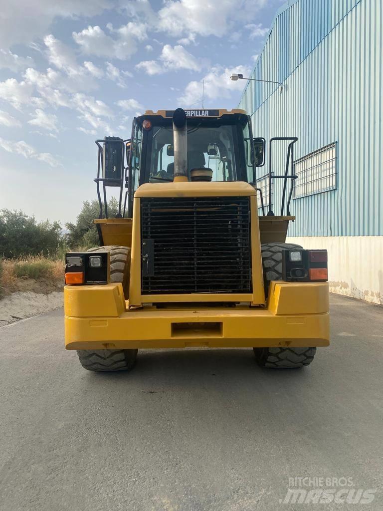 CAT 962 G Gumikerekes homlokrakodók