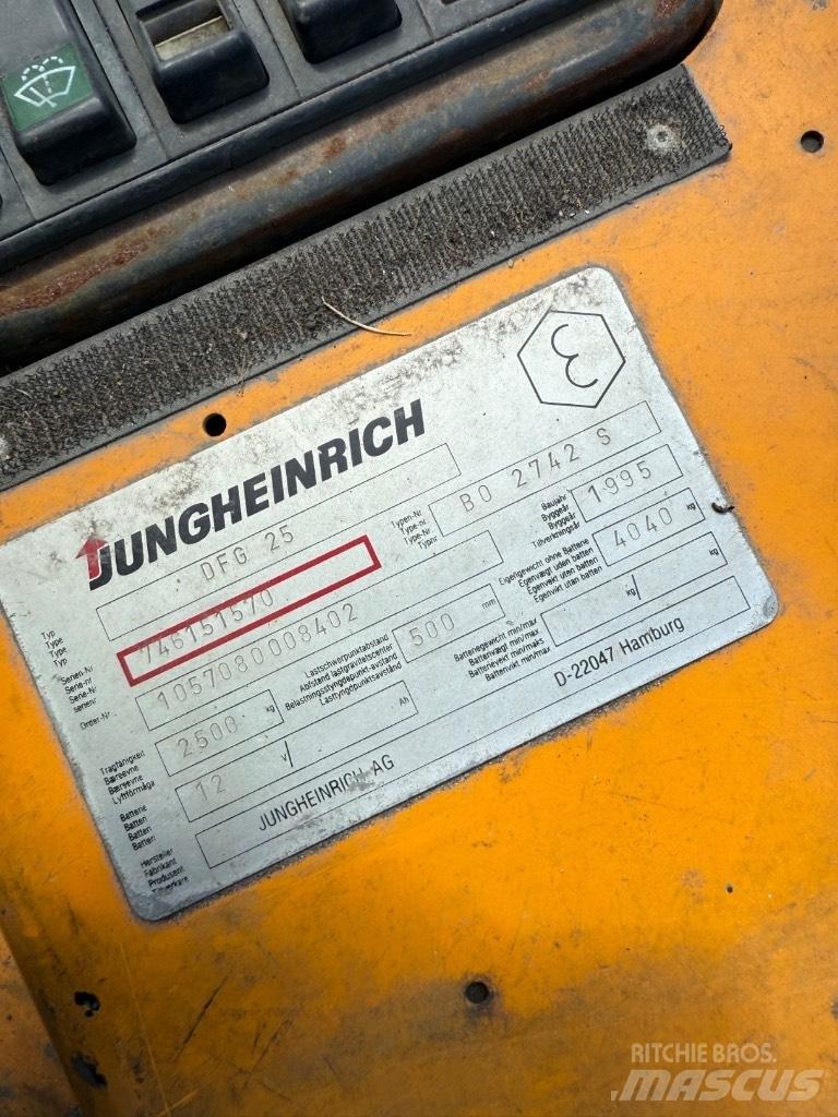 Jungheinrich DFG 25 Dízel targoncák