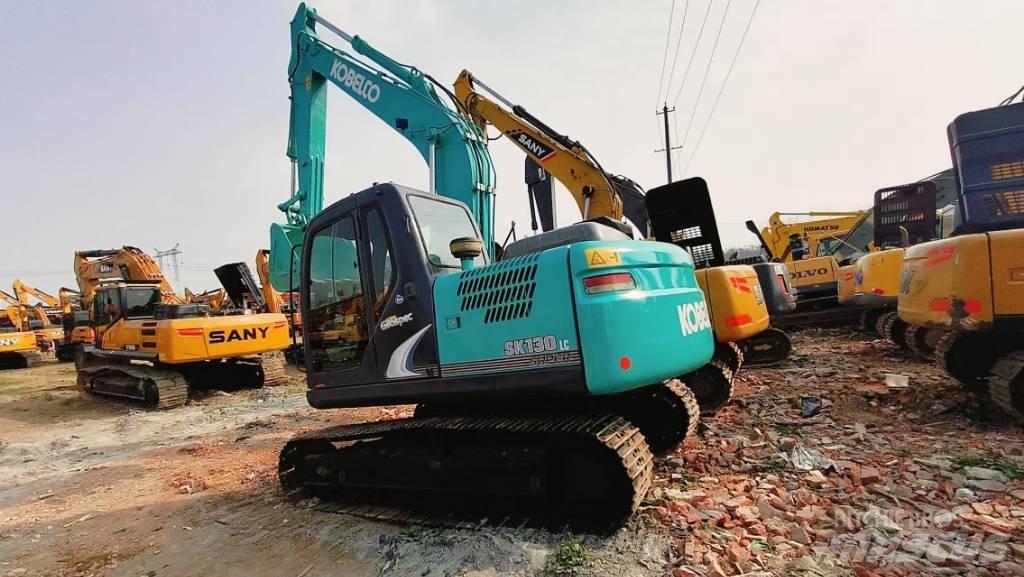Kobelco SK 130 Lánctalpas kotrók