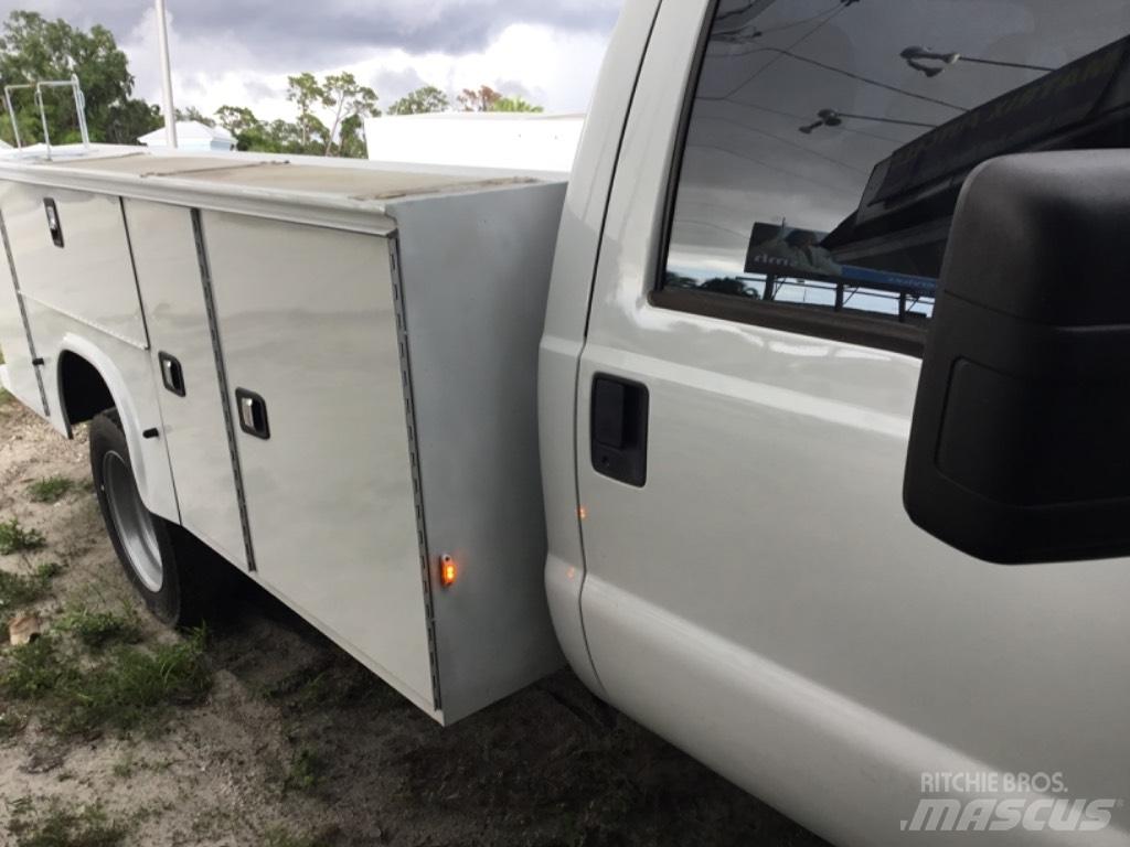 Ford F 550 XL SD Közúti karbantartó haszongépek