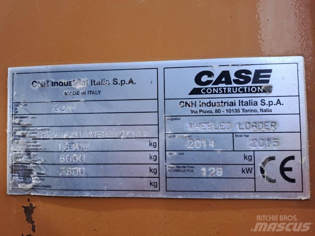 CASE 621 F XT Gumikerekes homlokrakodók