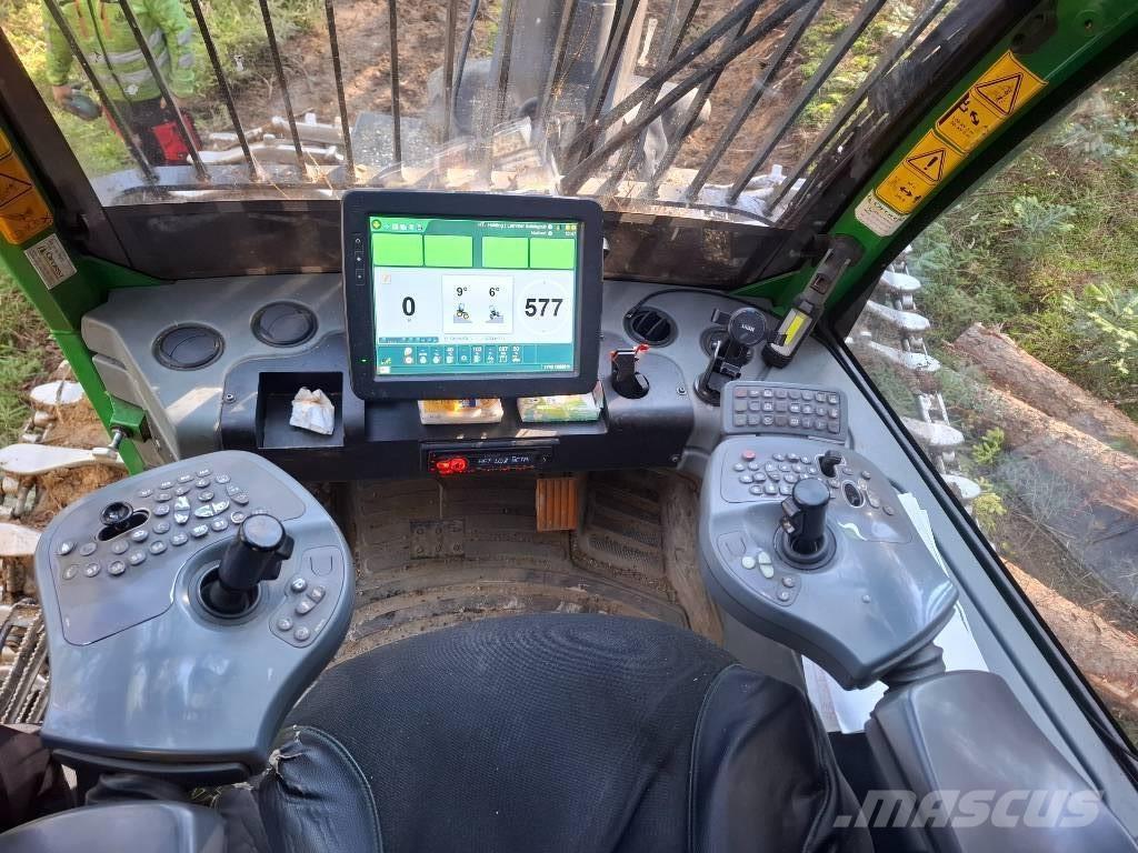 John Deere 1170G Betakarítók
