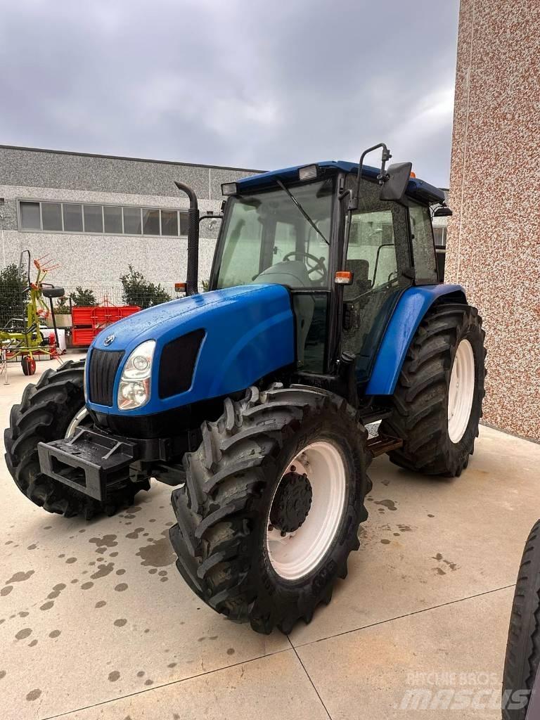 New Holland TL 100 Traktorok