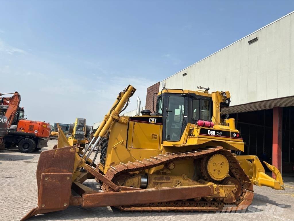 CAT D 6 R XW lánctalpas dózerek