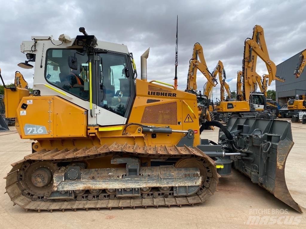 Liebherr PR 716 LGP lánctalpas dózerek