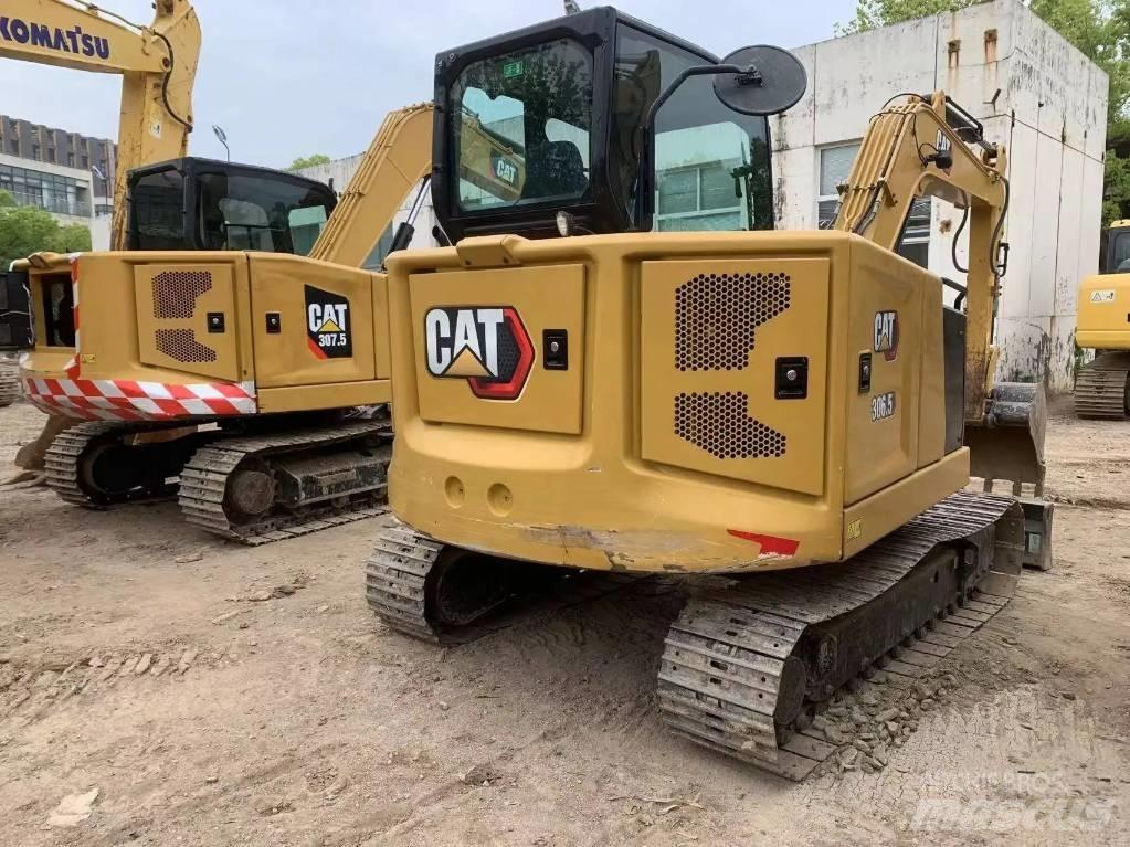 CAT 306.5 Mini kotrók < 7t